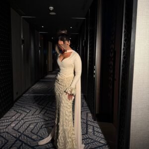 Alternative view of Lulu